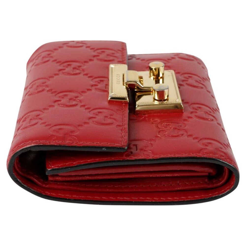 Paddle Lock Wallet - Picture 6 of 10